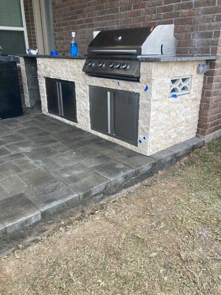 Quintana Stone master hardscape and outdoor kitchen craftsmanship